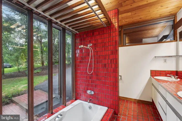 $2,150,000 | 1330 Potomac School Road, McLean, VA 22101