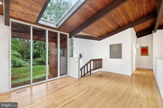 $2,150,000 | 1330 Potomac School Road, McLean, VA 22101