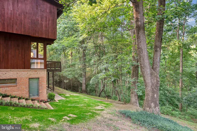 $2,150,000 | 1330 Potomac School Road, McLean, VA 22101