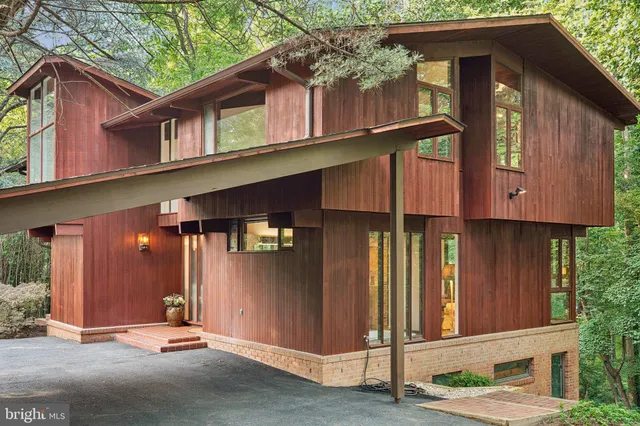 $2,150,000 | 1330 Potomac School Road, McLean, VA 22101