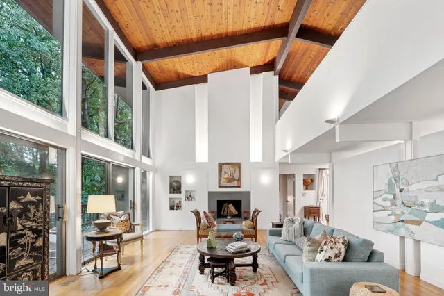 $2,150,000 | 1330 Potomac School Road, McLean, VA 22101