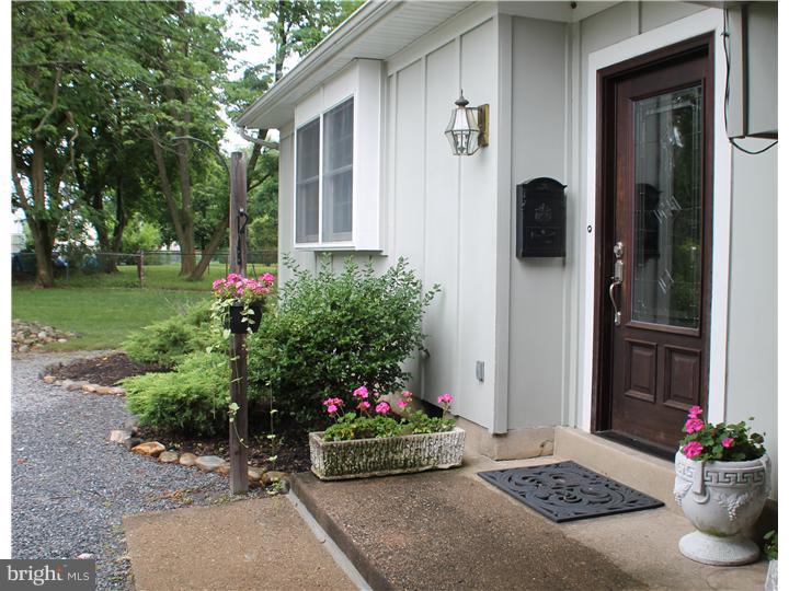 617 Parry Road Cinnaminson, NJ 08077 - Photo 2 of 21