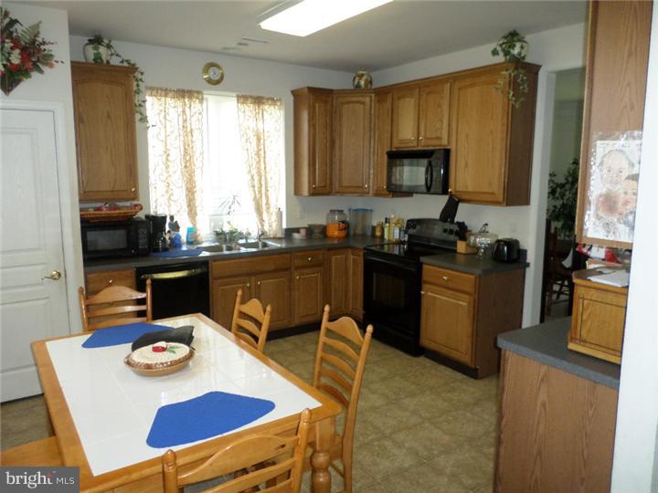58 Shipps Way Riverside, NJ 08075 - Photo 5 of 6
