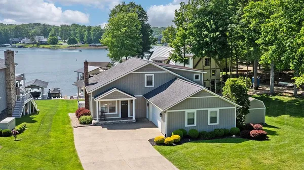 $1,499,000 | 4053 Apple Valley Drive, Howard, OH 43028
