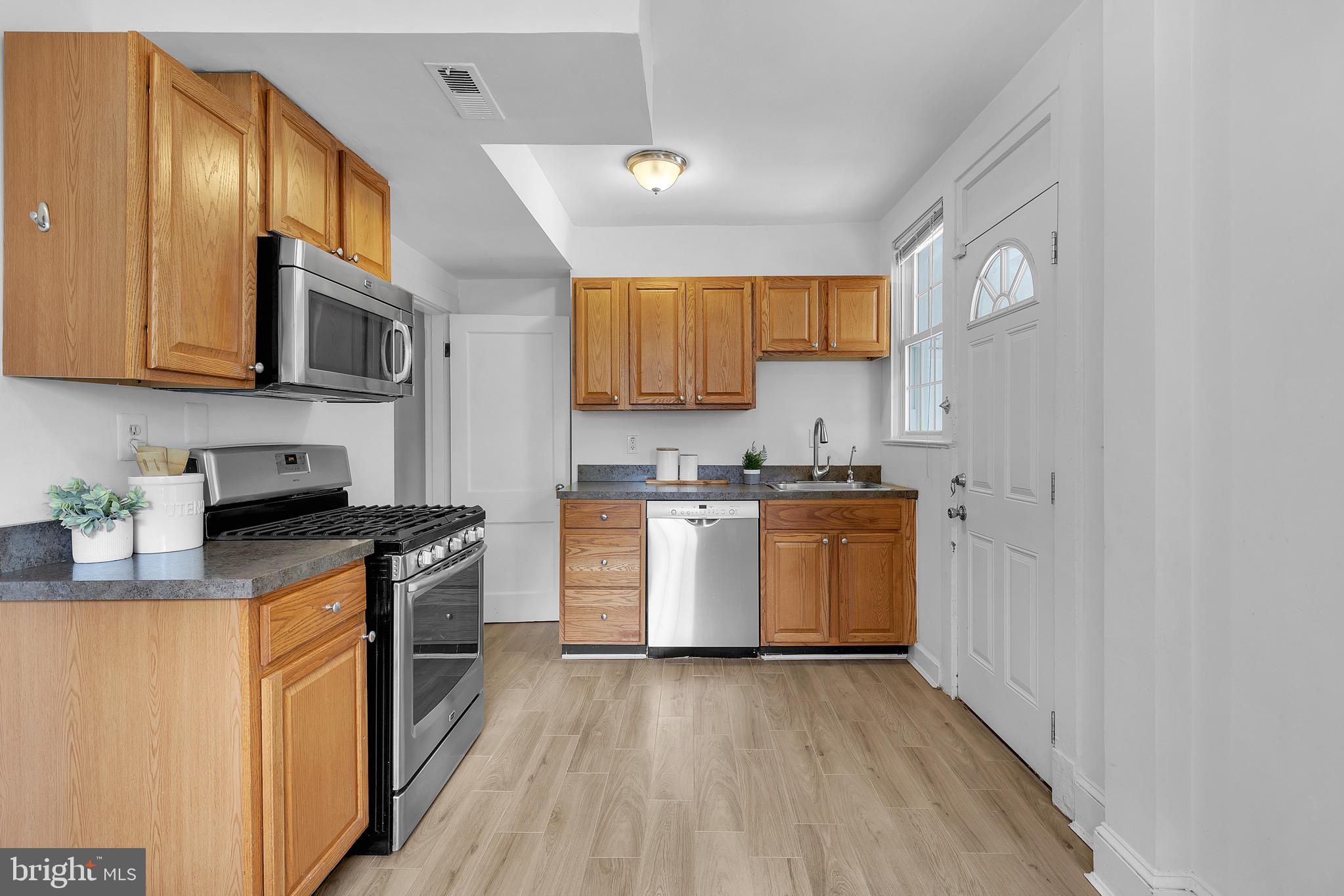 6211 5th Street Northwest Washington, DC 20011 - Photo 14 of 32 Kitchen