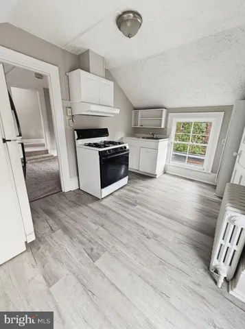 $1,100 | 326 North Bradford Street, Unit 4, Dover, DE 19904