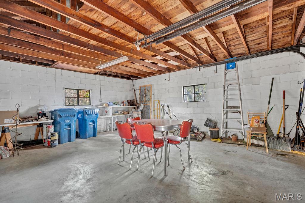 12204 Ladue Road St. Louis, MO 63141 - Photo 18 of 28 Gallery Image 18