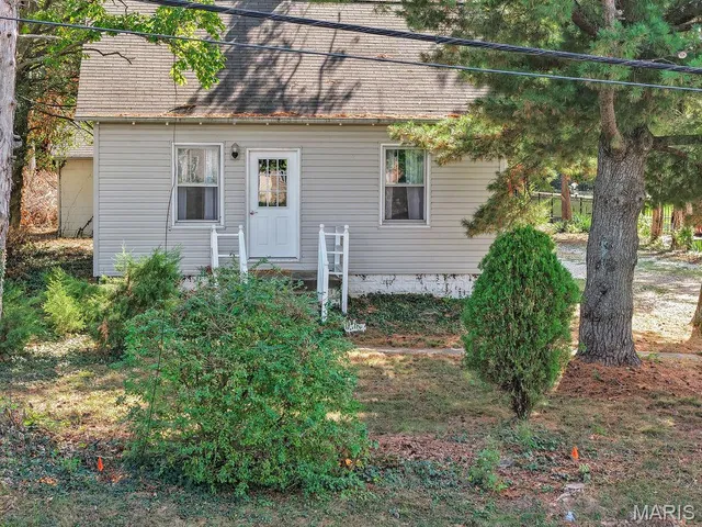 $269,900 | 12204 Ladue Road, St. Louis, MO 63141