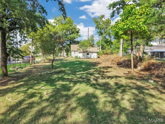 $269,900 | 12204 Ladue Road, St. Louis, MO 63141