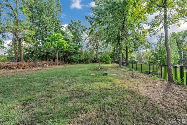 $269,900 | 12204 Ladue Road, St. Louis, MO 63141