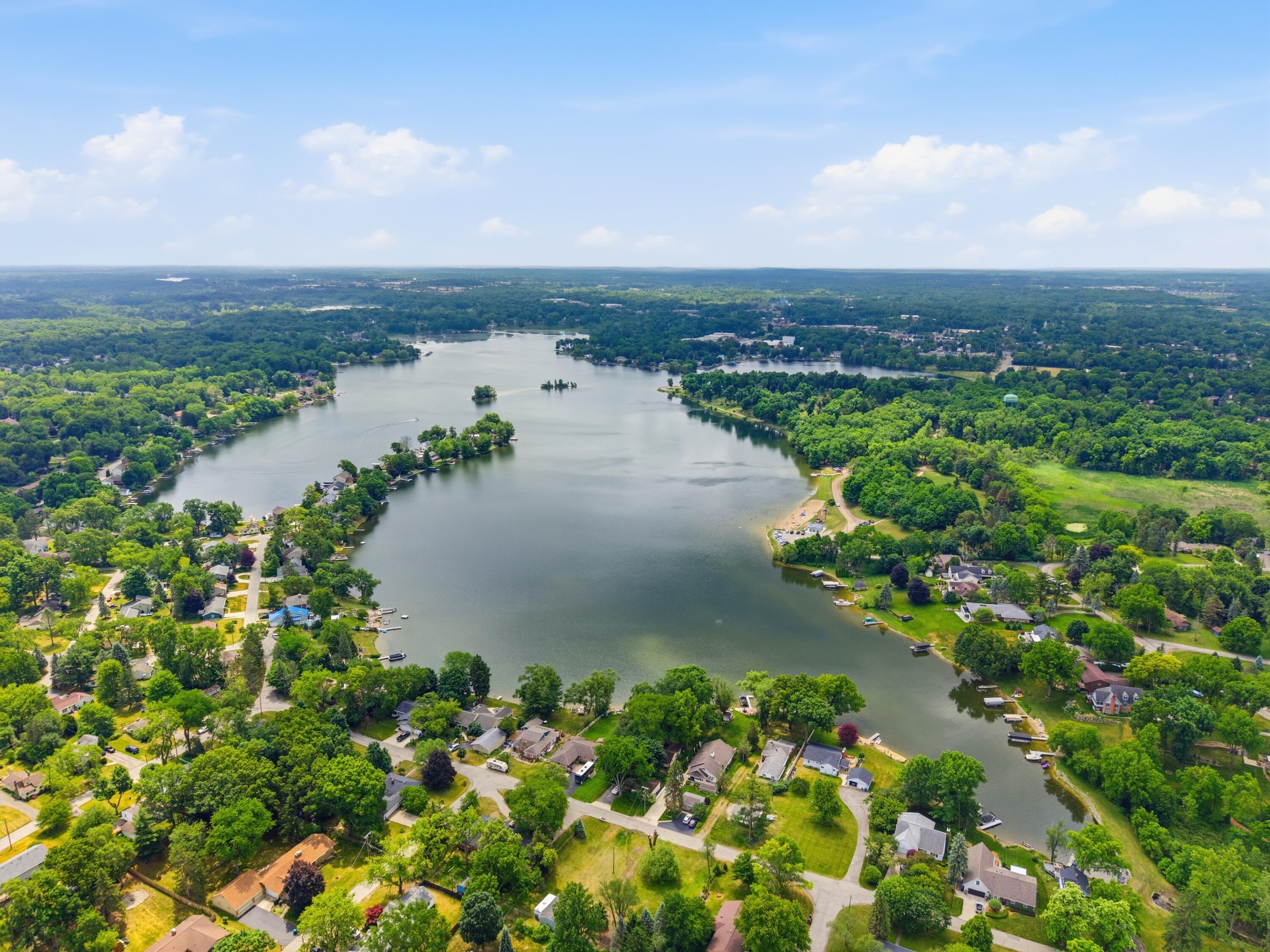 2452 Moore Place Howell, MI 48843 - Photo 46 of 48 16-DJI_20260610121420_0877_D