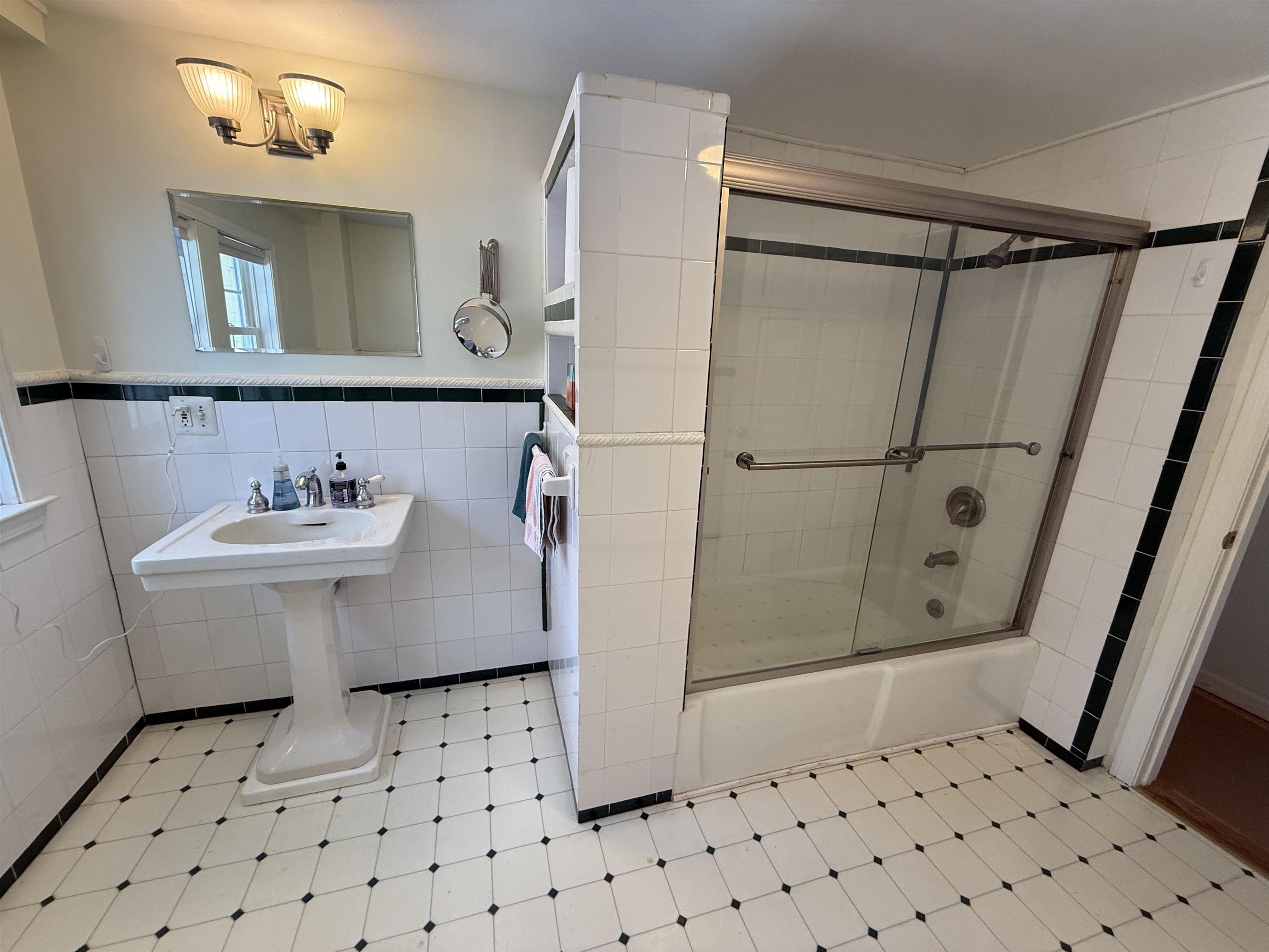 14 Garrison Lane Exeter, NH 03833 - Photo 19 of 26