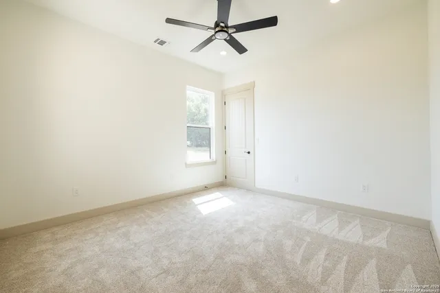 $775,000 | 811 Horseshoe Falls, Bandera, TX 78003