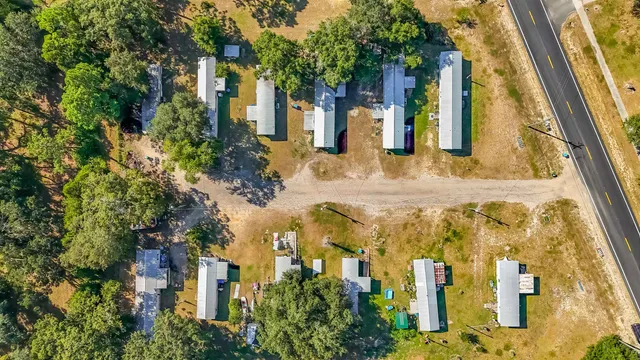 $1,000,000 | 10649 Northwest Goodman Drive, Bristol, FL 32321