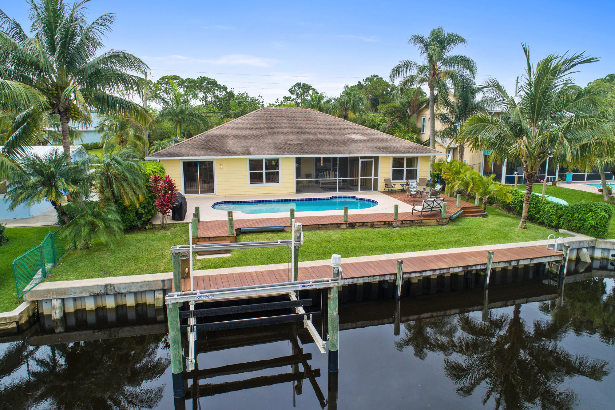 1729 Southwest Dyer Point Road Palm City, FL 34990 - Photo 5 of 27 EREP-4