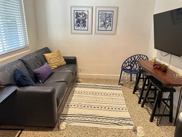 $1,870 | 1258 Beach Road, Unit 7, Singer Island, FL 33404