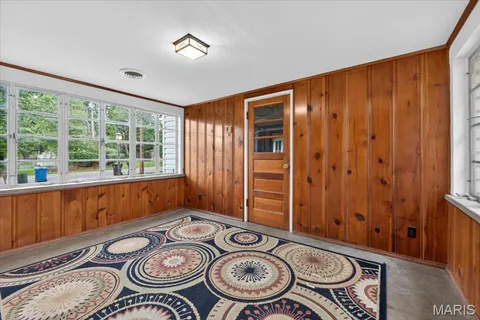 $295,000 | 9845 East Concord Road, St. Louis, MO 63128