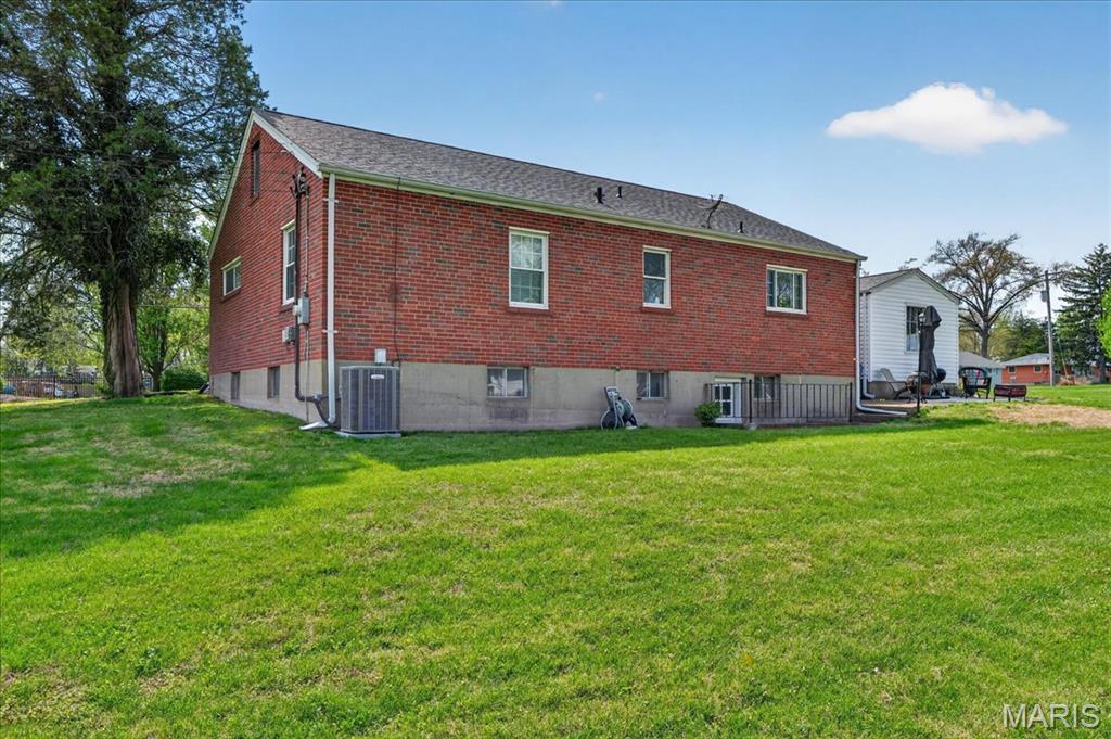 9845 East Concord Road St. Louis, MO 63128 - Photo 6 of 10