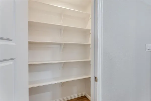 $2,099 | 1415 South Freeway, Fort Worth, TX 76104