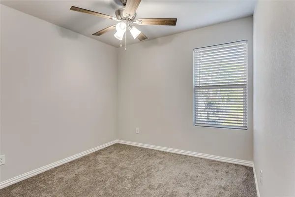 $2,099 | 1415 South Freeway, Fort Worth, TX 76104