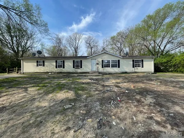 $39,900 | 1918 Boismenue Avenue, East St. Louis, IL 62207