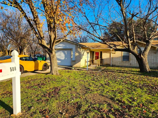 $275,000 | 508 Campbell Lane, Denton, TX 76209