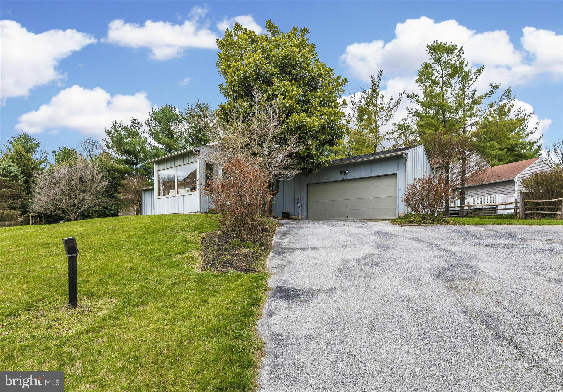 6926 Meadowlake Road New Market, MD 21774 - Photo 9 of 30 Exterior (Front)