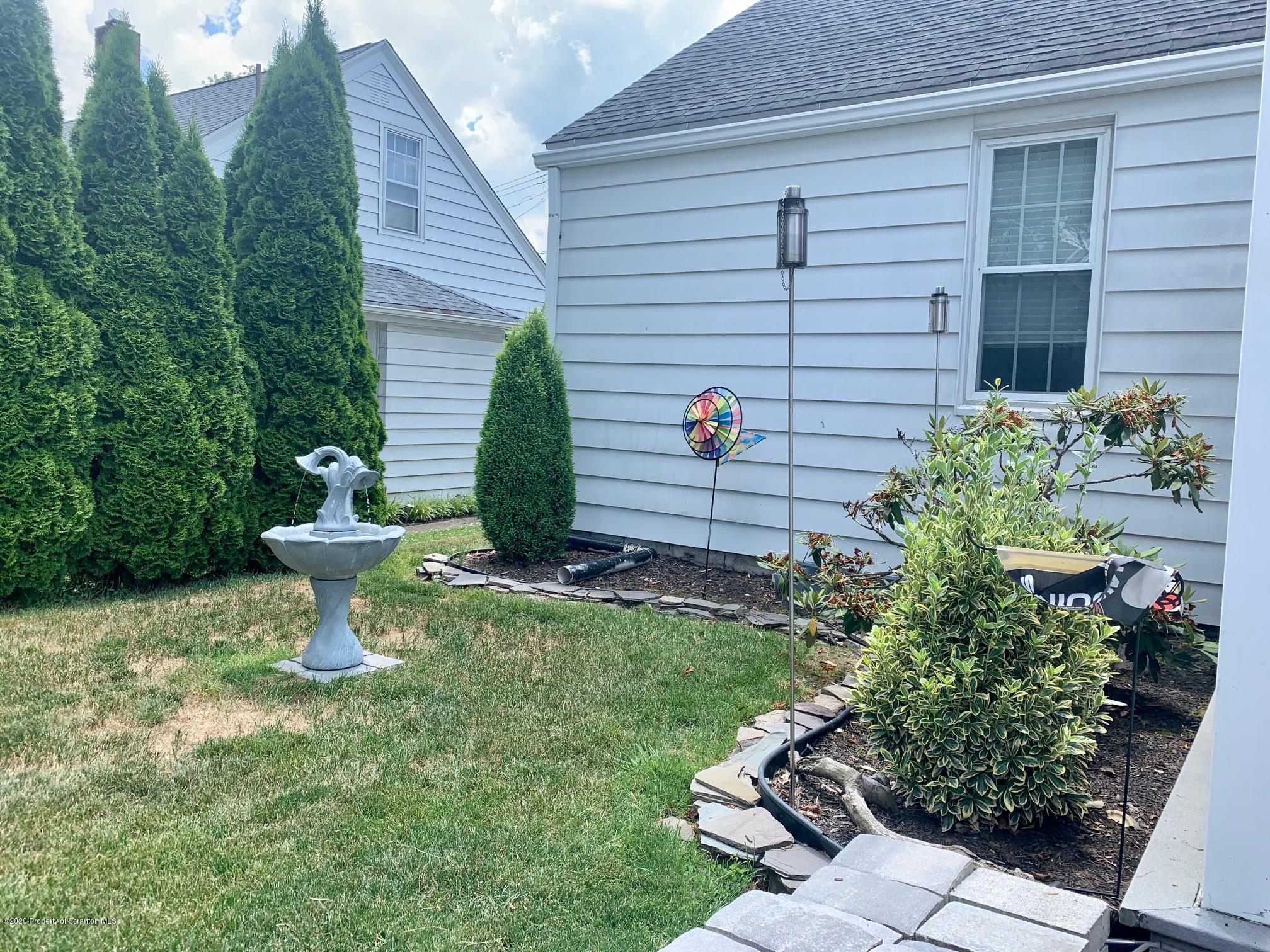 1094 Rutter Avenue Kingston, PA 18704 - Photo 34 of 35