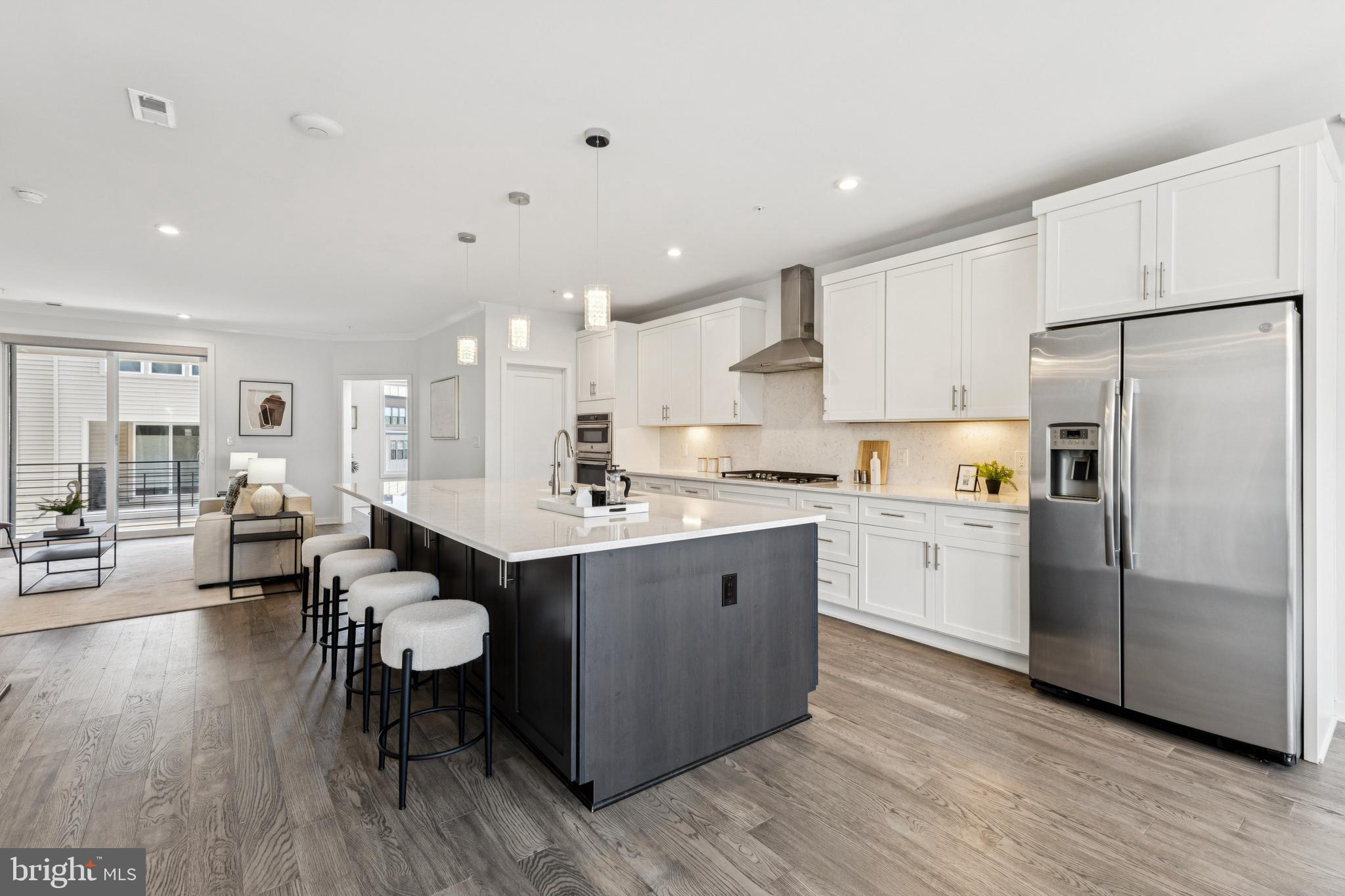 4635 Charger Place, Unit 805 Chantilly, VA 20151 - Photo 16 of 41 Gourmet kitchen with SS appliances