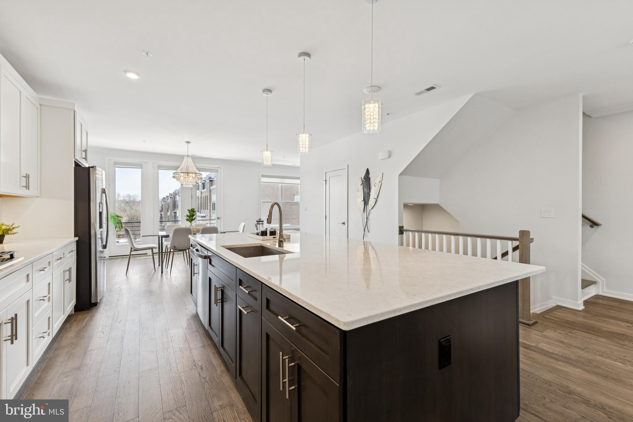 4635 Charger Place, Unit 805 Chantilly, VA 20151 - Photo 18 of 41 Lots of cabinet space