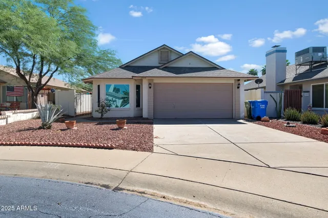 $436,000 | 1909 East Villa Theresa Drive, Phoenix, AZ 85022