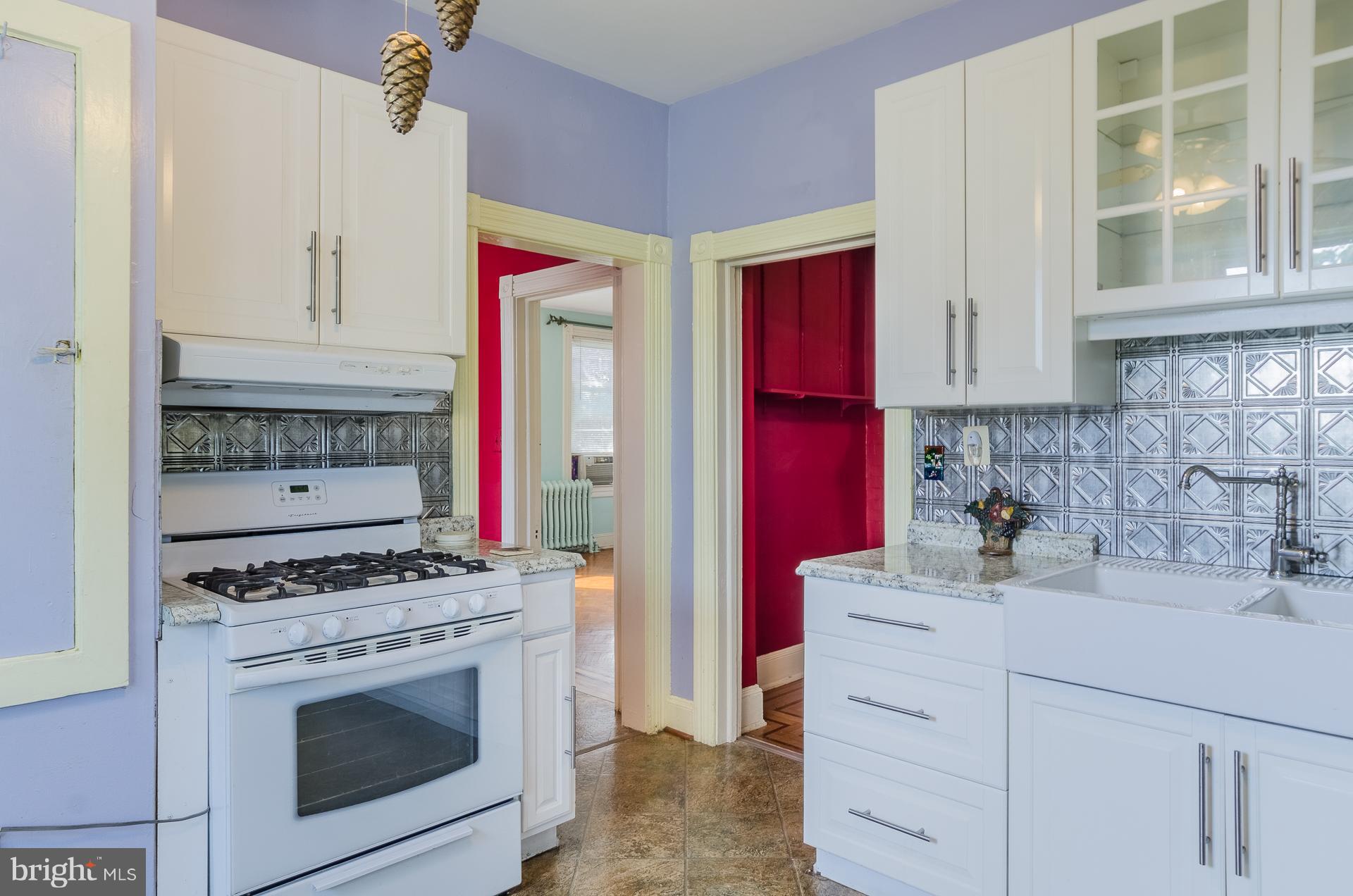 2502 Erdman Avenue Baltimore, MD 21213 - Photo 6 of 30 Unit 1 Kitchen