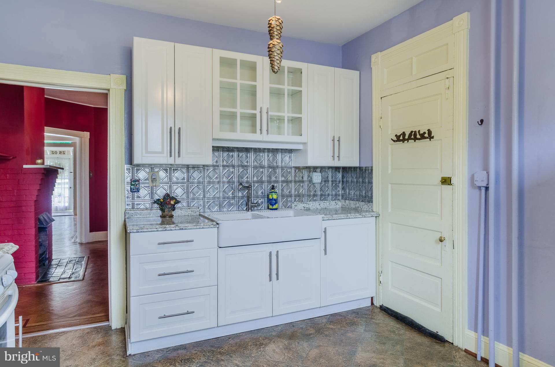 2502 Erdman Avenue Baltimore, MD 21213 - Photo 7 of 30 Unit 1 Kitchen