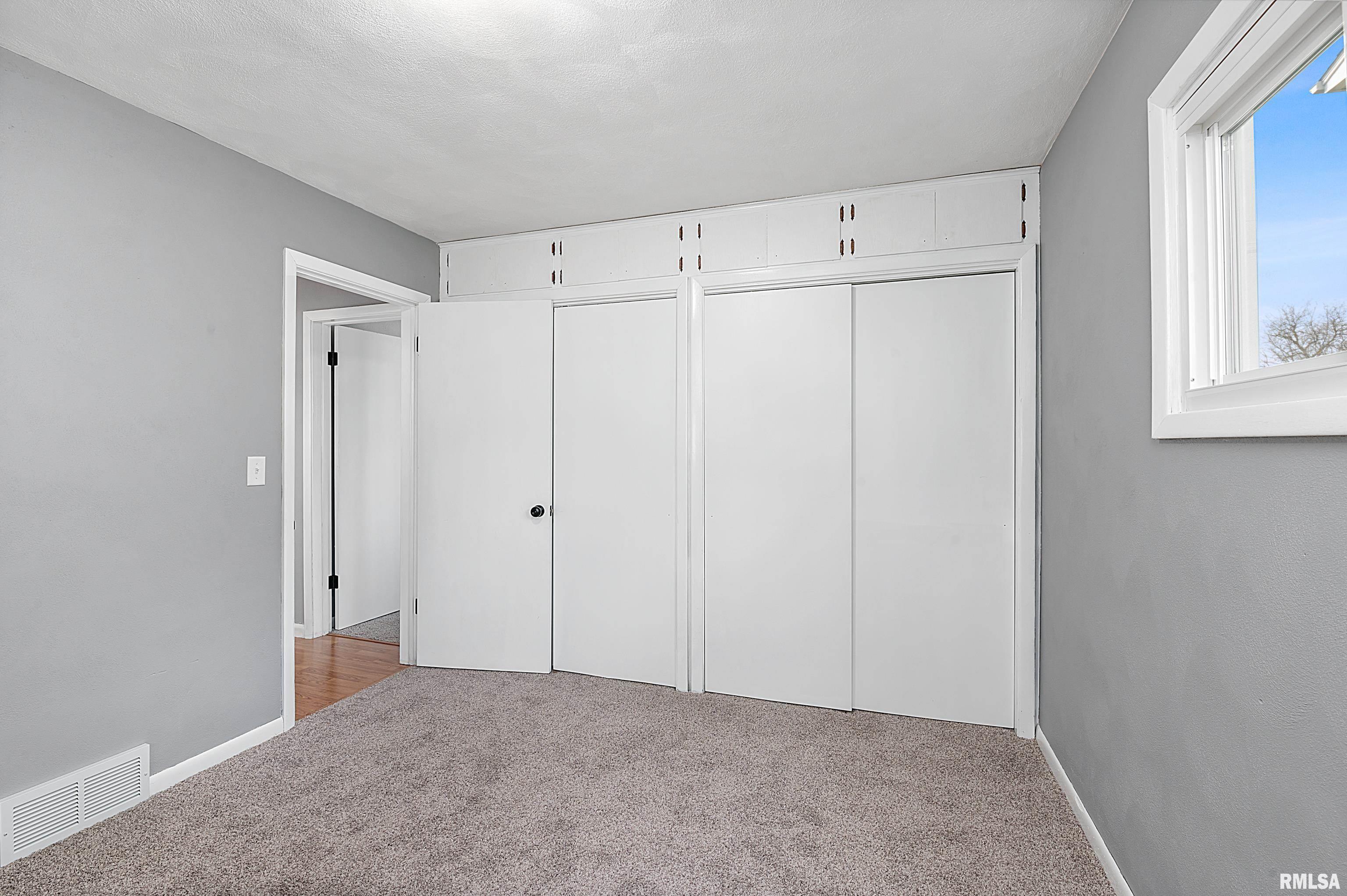 2408 3rd Street Moline, IL 61265 - Photo 15 of 23 Gallery Image 15