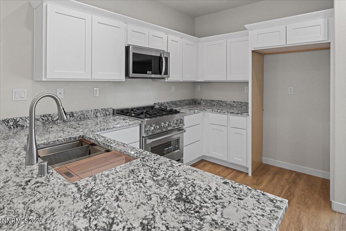 1172 Arrastra Road, Unit LOT 17 Reno, NV 89512 - Photo 24 of 53 KITCHEN