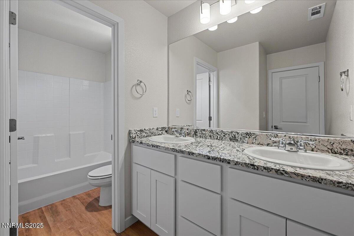 1172 Arrastra Road, Unit LOT 17 Reno, NV 89512 - Photo 50 of 53 SECONDARY BATH