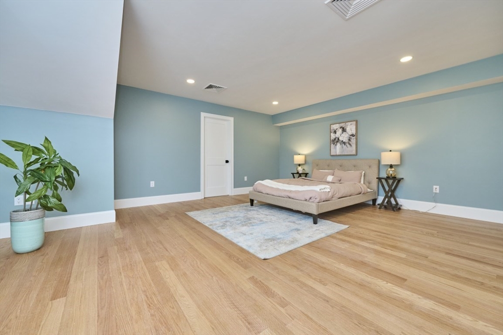 27 Mott Street, Unit 27 Arlington, MA 02474 - Photo 14 of 24