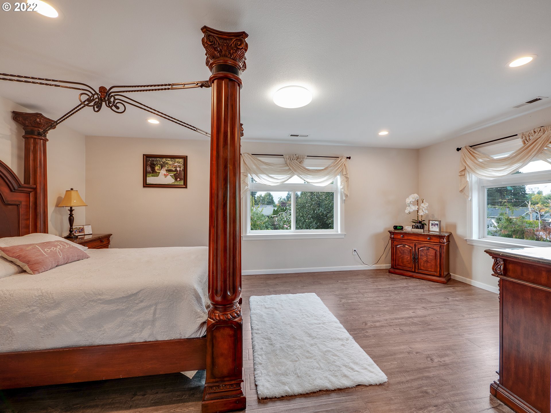 795 Brown Street Woodburn, OR 97071 - Photo 21 of 30 a bedroom with a bed and window