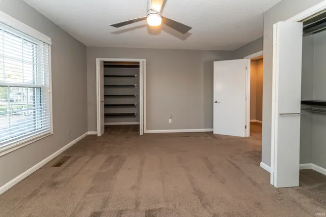 $1,325 | 107 Olde Newburgh Drive, Newburgh, IN 47630