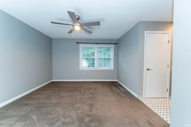 $1,325 | 107 Olde Newburgh Drive, Newburgh, IN 47630