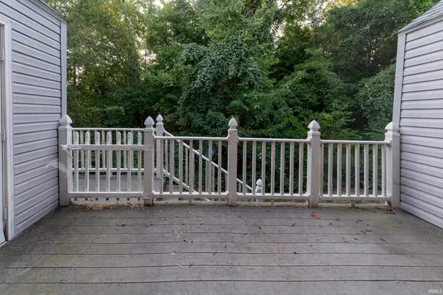 $1,325 | 107 Olde Newburgh Drive, Newburgh, IN 47630