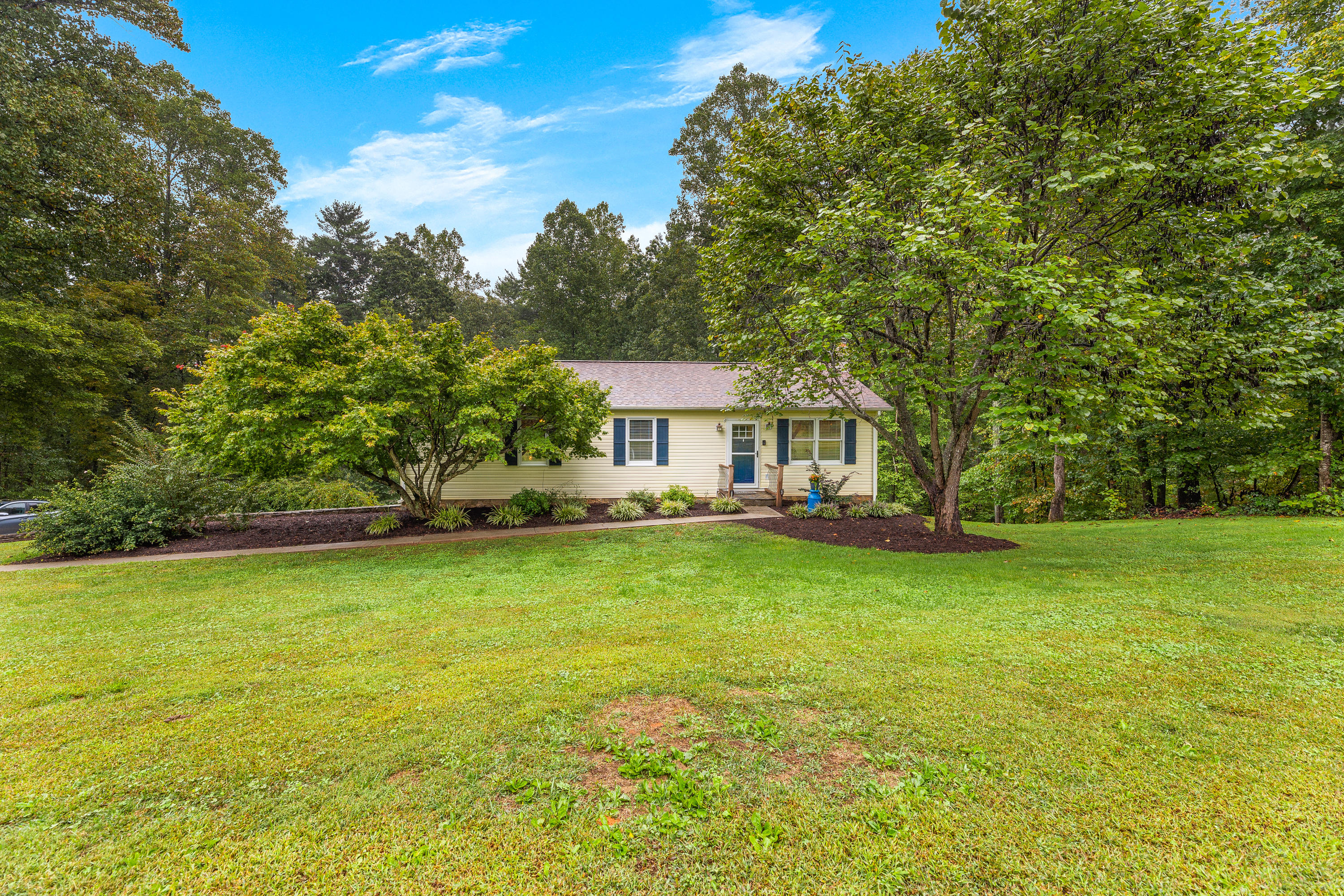 120 Mt Airy Road Hardy, VA 24101 - Photo 1 of 29 Mount Airy Rd