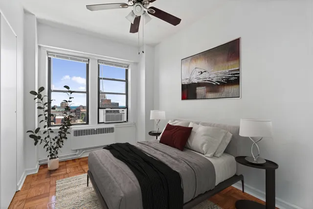 $2,195 | 6230 North Kenmore Avenue, Unit 1607, Chicago, IL 60660