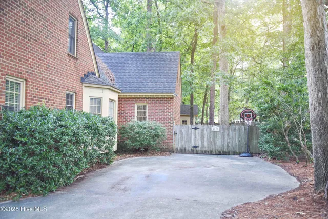 $290,000 | 4037 Brassfield Drive, Rocky Mount, NC 27803