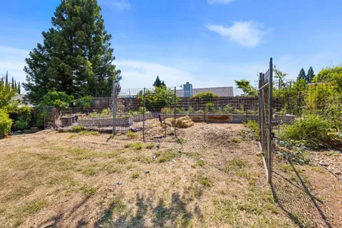 $879,900 | 121 Prospector Court, Folsom, CA 95630
