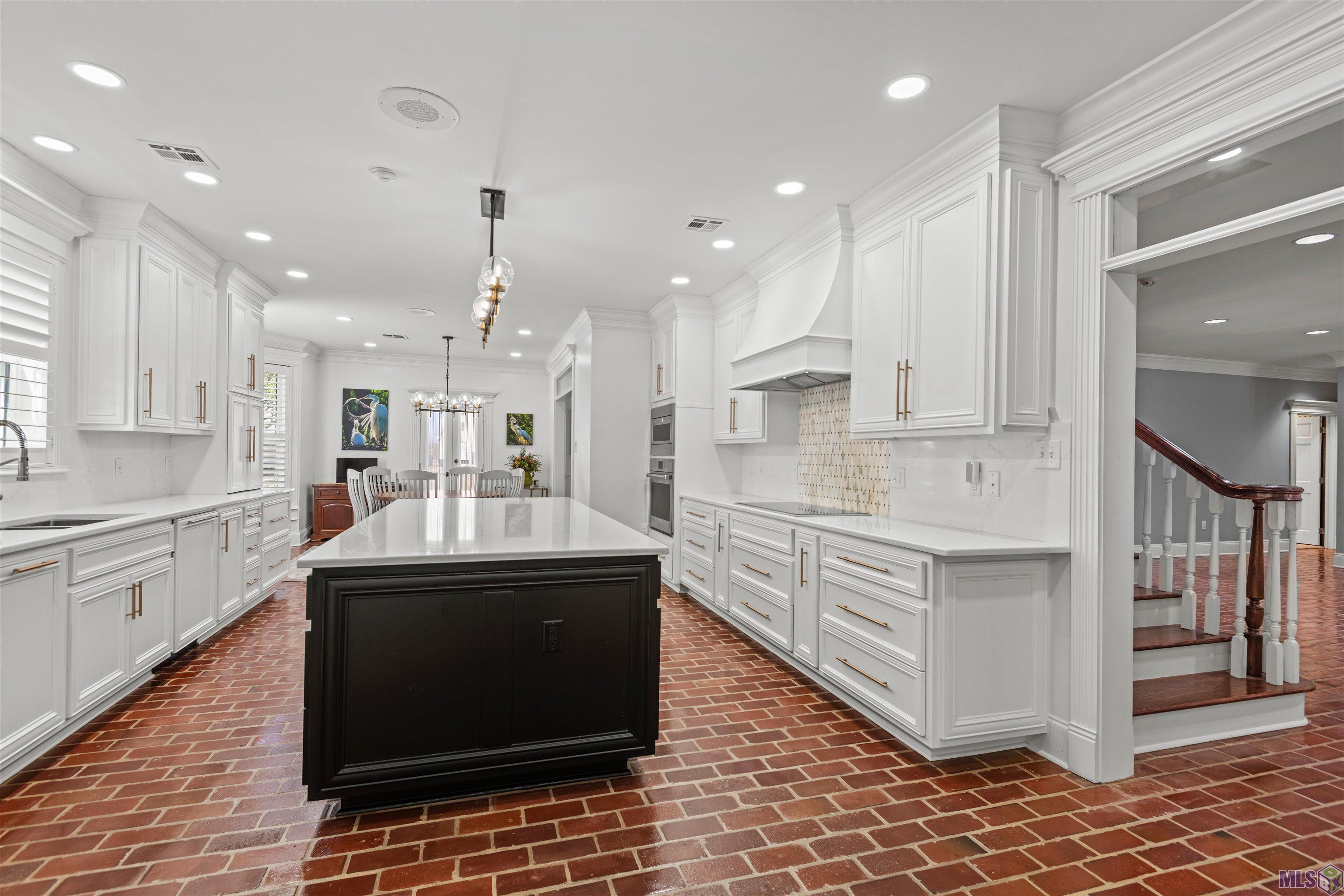 107 Talbot Drive Houma, LA 70360 - Photo 10 of 59