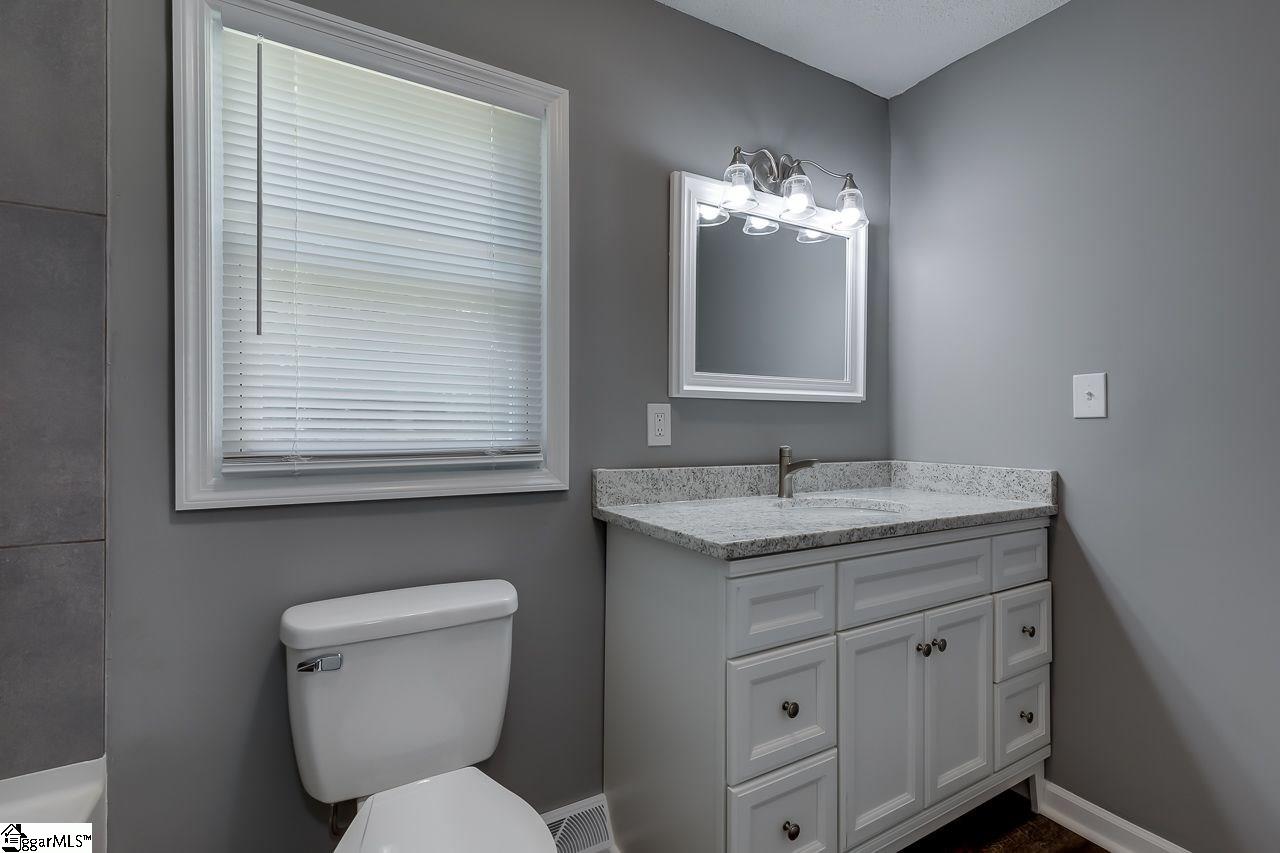 102 Pine Ridge Drive Greer, SC 29651 - Photo 15 of 33 Gallery Image 15