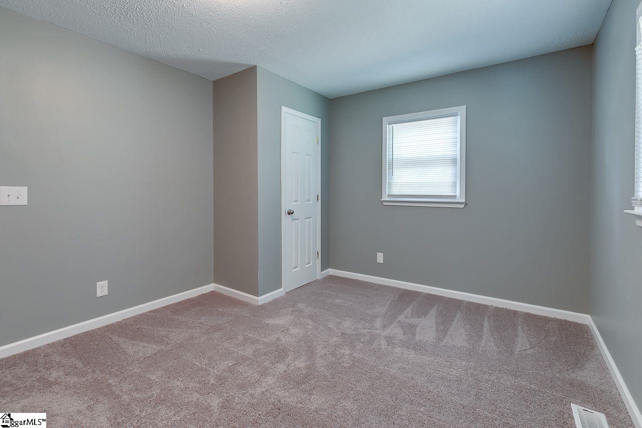 102 Pine Ridge Drive Greer, SC 29651 - Photo 23 of 33 Gallery Image 23