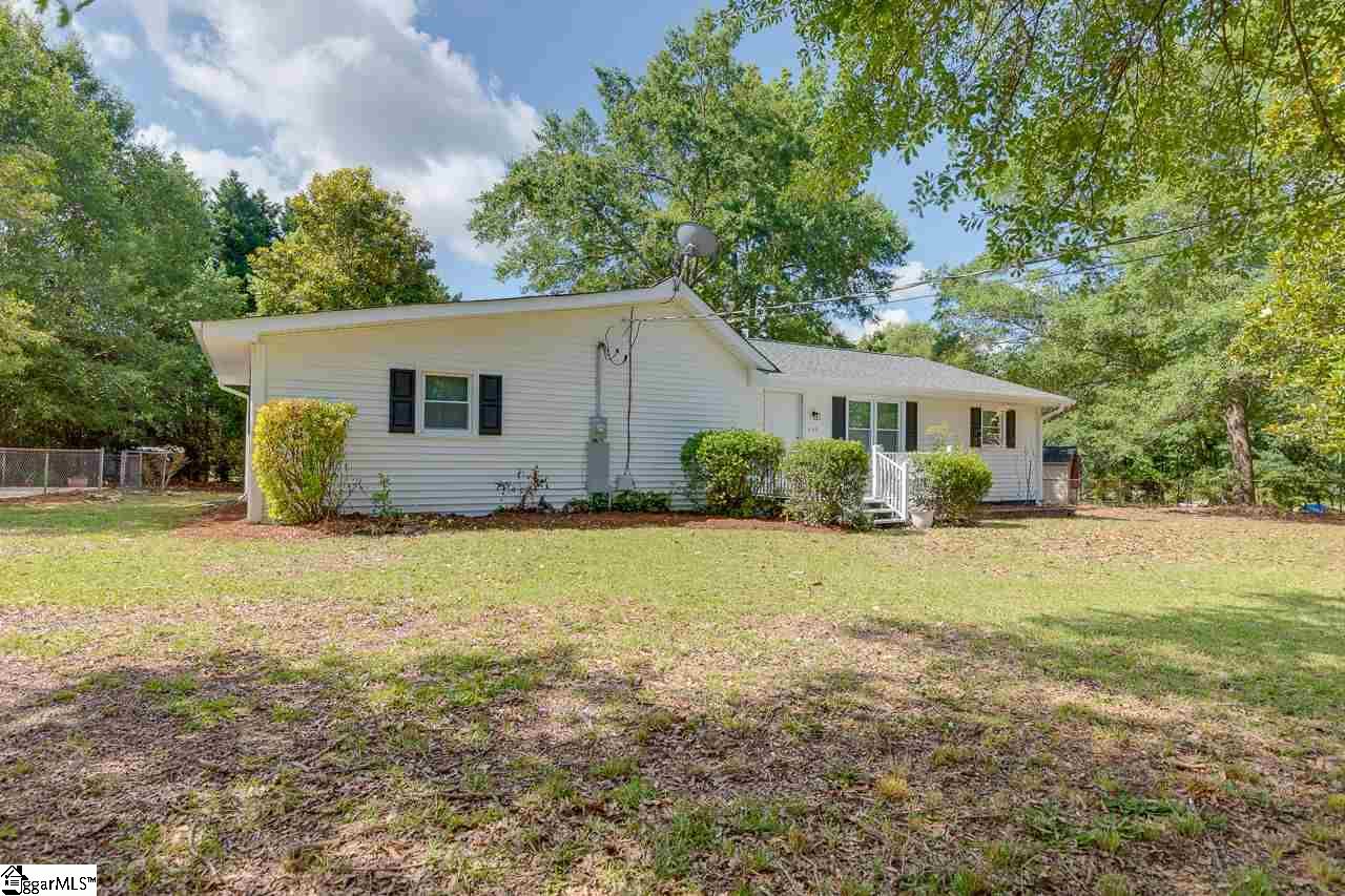 102 Pine Ridge Drive Greer, SC 29651 - Photo 31 of 33 Gallery Image 31