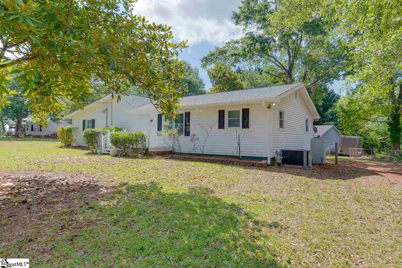 102 Pine Ridge Drive Greer, SC 29651 - Photo 32 of 33 Gallery Image 32